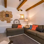 Sagri - Heated Pool Villa *