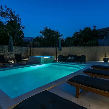 Villa Sagri - Heated Pool Zagrici