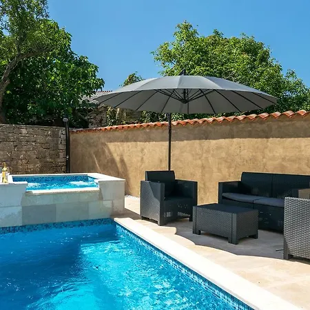 Villa Sagri - Heated Pool Zagrici