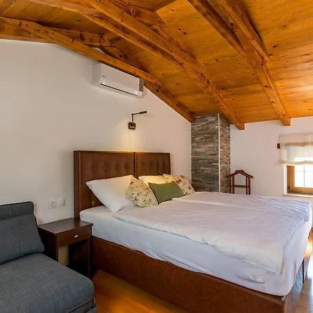 Sagri - Heated Pool Villa *