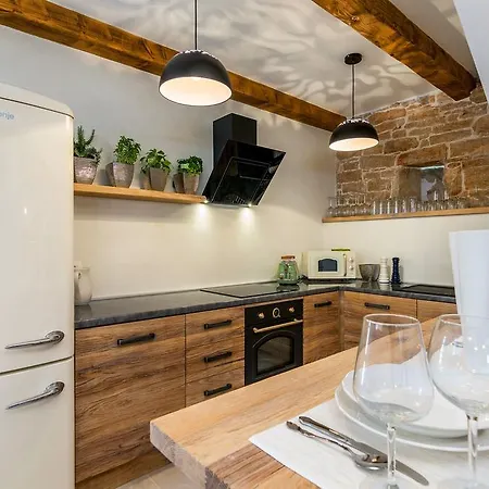 Sagri - Heated Pool * Zagrici