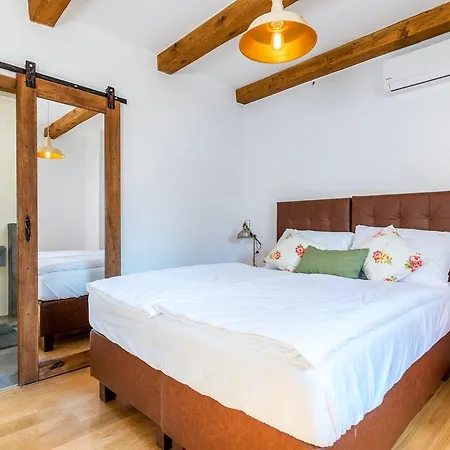 Willa Sagri - Heated Pool *