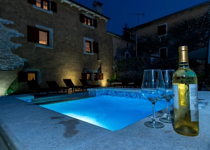 Sagri - Heated Pool *