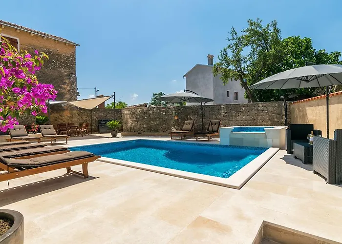 Villa Sagri - Heated Pool Zagrici