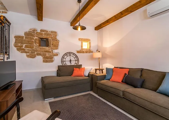 Sagri - Heated Pool Villa *